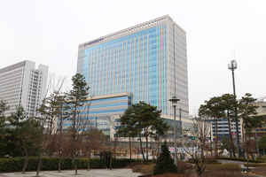 Uzbek student sues Hanshin University over forced departure
