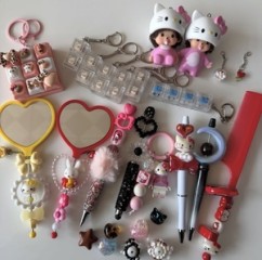 Korea’s DIY charm craze is booming — Even combs are getting makeovers