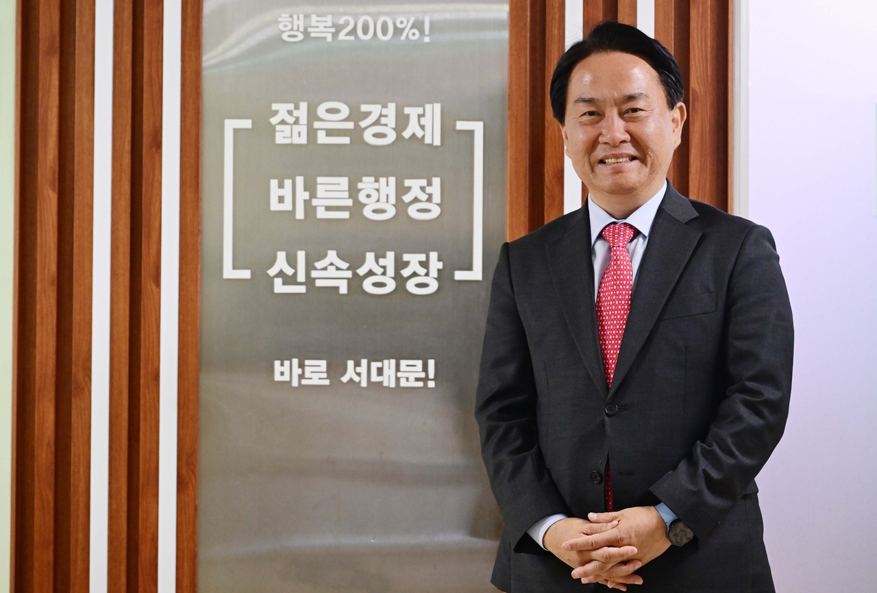 Seodaemun-gu Mayor Lee Seong-heon (Lee Sang-sub/The Korea Herald)