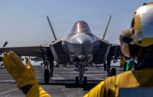 Iran, US to talk despite fears of strikes