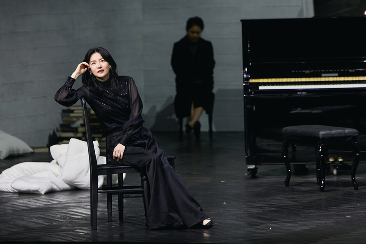 Lee Young-ae has donated 30 million won ($20,600)  to the KBS Symphony Orchestra (KBS Symphony Orchestra)