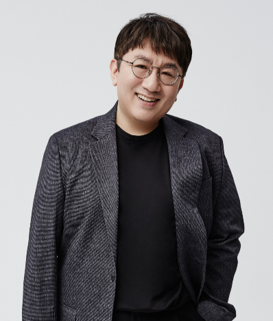 Bang Si-hyuk, chairman of entertainment giant Hybe, has been a patron for three consecutive years. (Hybe)