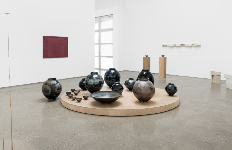 Works by Kim Sy-young, a master of black-glazed ceramics, are shown at PKM Gallery in Seoul as part of the exhibition "From Hands." (PKM Gallery)
