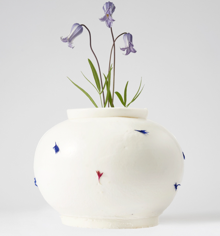 Moon jar, reimagined - The Korea Herald
