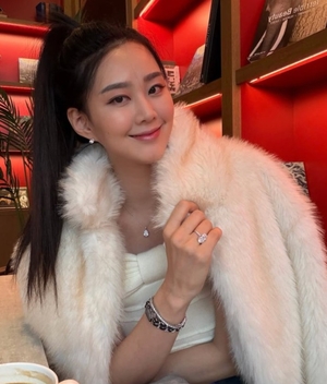 하필 3.1절에 일본 여행 영상 올렸다가 털린 여배우 봤어?