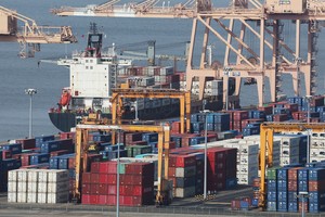 Business lobbies urge swift passage of US investment bill