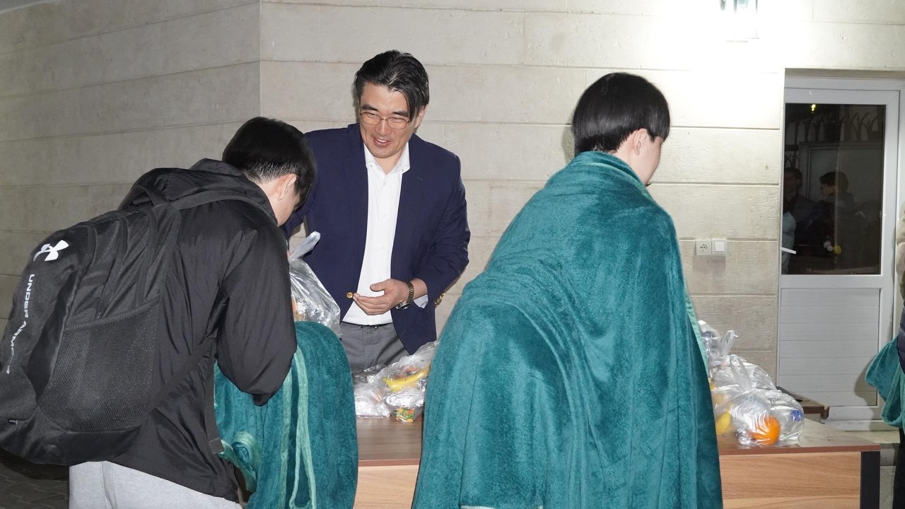 South Korean evacuees are seen departing Tehran (Ministry of Foreign Affairs)