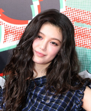 [뮤즈이슈]어도어, 민희진 파격 제안 거절?..뉴진스서 다니엘 지우기 돌... - 뉴스 썸네일 이미지