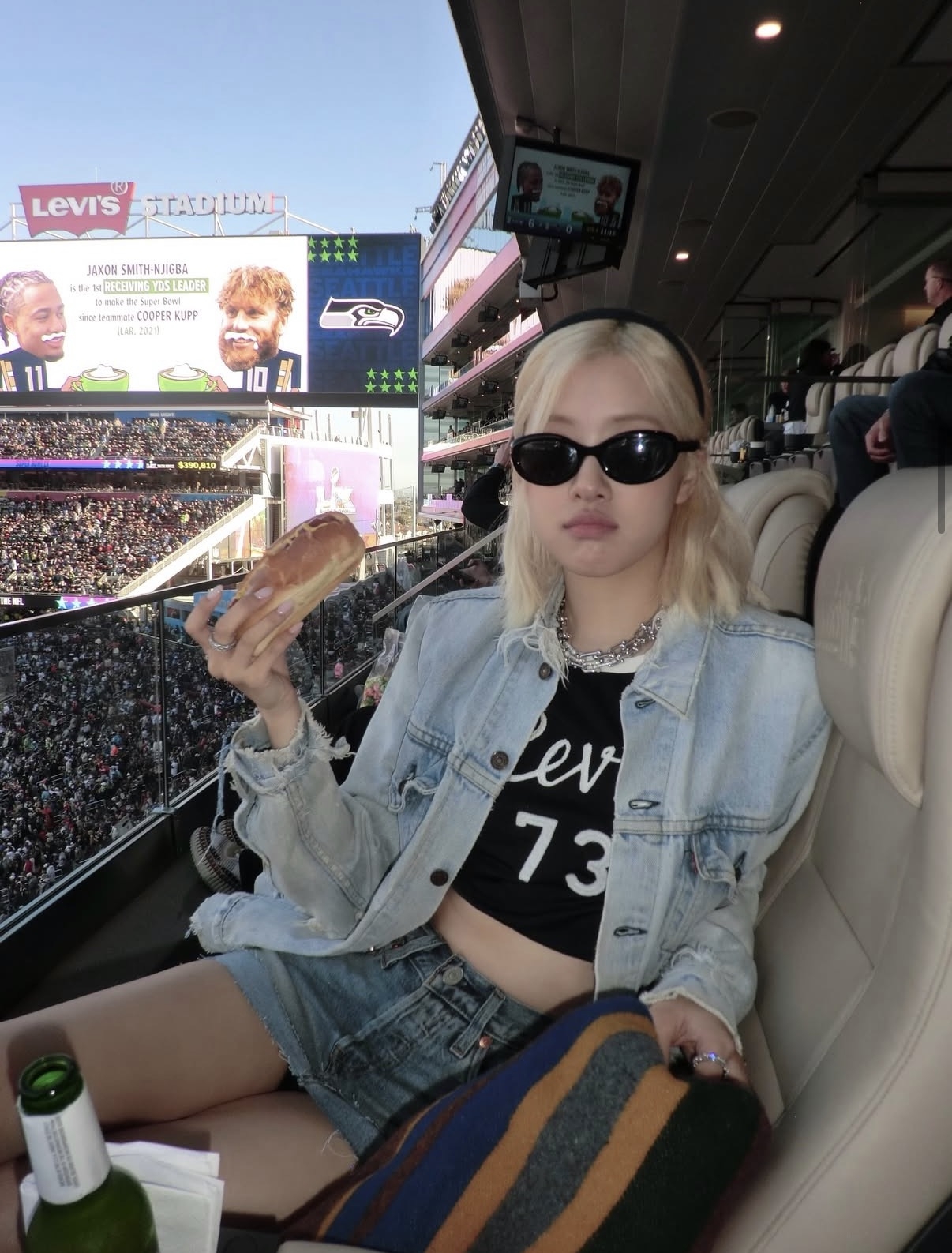 Rose in denim-on-denim (Instagram)