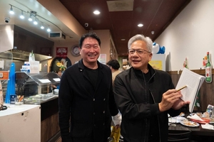 최태원, GTC 첫 참석...젠슨 황과 HBM 협력 논의 - 뉴스 썸네일 이미지