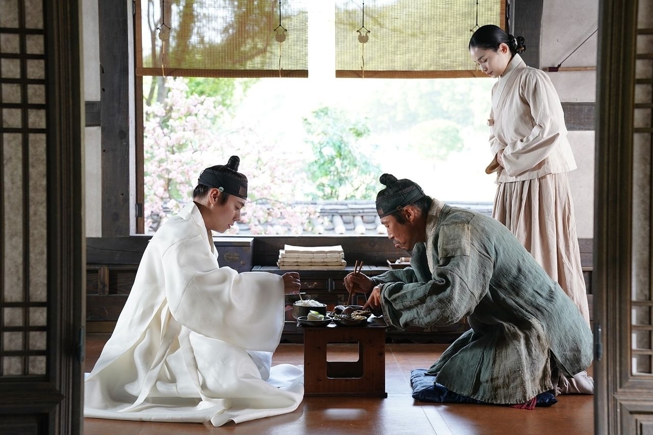 "The King's Warden," starring Park Ji-hoon, Yoo Hae-jin and Jeon Mi-do (Showbox)