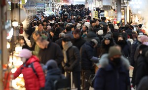Consumer prices rise 2% in Feb., on govt. target for 2nd straight month