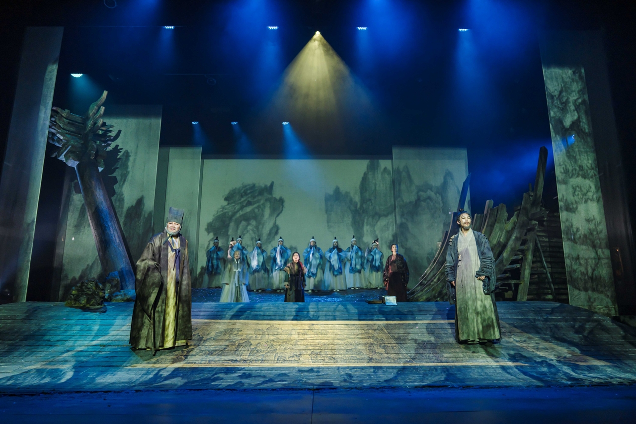 “Boheoja -- The One Who Walks the Void” (National Changgeuk Company of Korea)