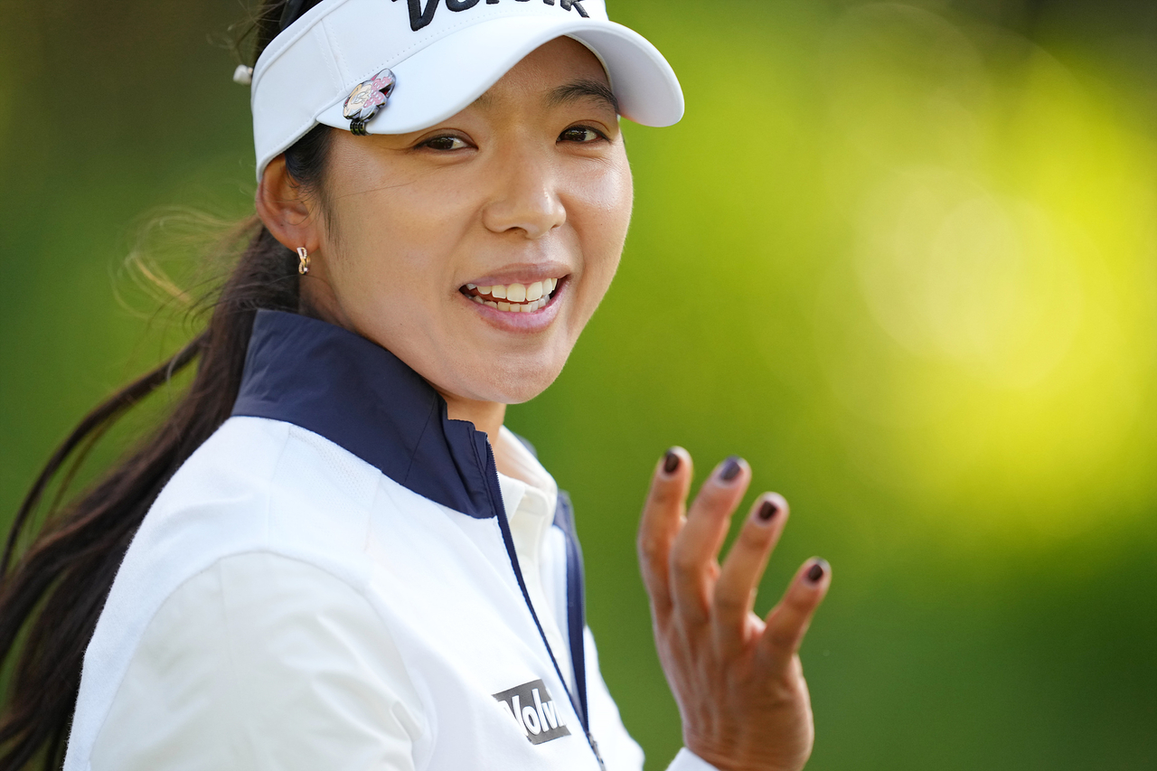 18번 홀의 극적인 버디로 1타 차 우승을 차지한 이미향. [사진=LPGA]