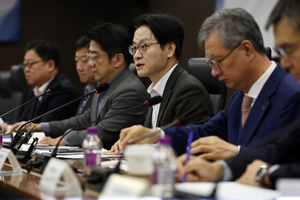 Gov't urges oil refiners to refrain from excessive price hikes amid Middle East crisis