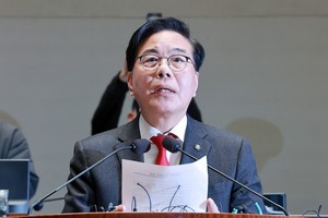 Conservative party formally severs ties with ex-President Yoon