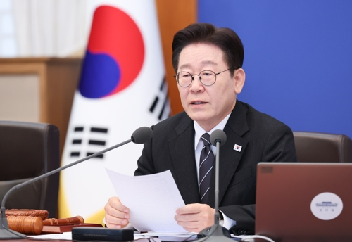 President Lee Jae Myung speaks during a Cabinet meeting held at Cheong Wa Dae in Seoul on Tuesday. (Yonhap)