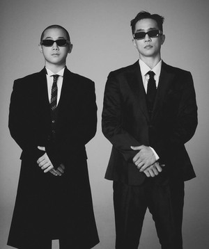 마이티 마우스, 故 휘성 1주기 추모공연 MC 참여..특급 우정