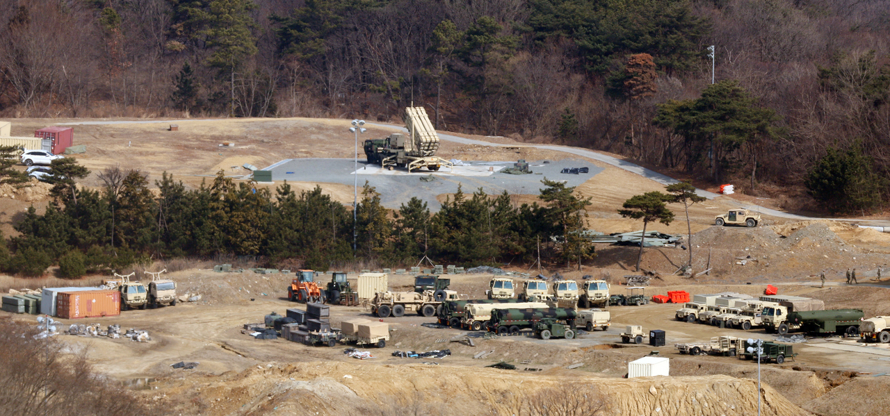 A launch vehicle of the Terminal High Altitude Area Defense system is seen at a US military base in Seongju, a town in South Korea's southeastern province of North Gyeongsang, on March 5, 2026.  (Yonhap)