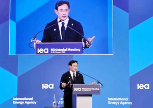 Korea Zinc chair eyes buyback of Bain Capital stake amid control battle