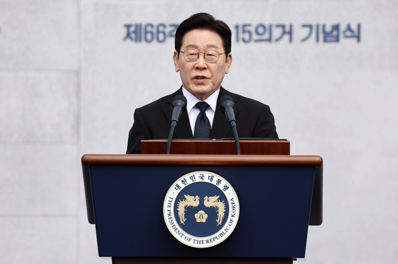 President Lee Jae Myung delivers a commemorative speech at the 66th anniversary ceremony of the March 15 Democracy Movement at the national cemetery in Changwon, South Gyeongsang Province, Sunday. (Pool Photo via Yonhap)