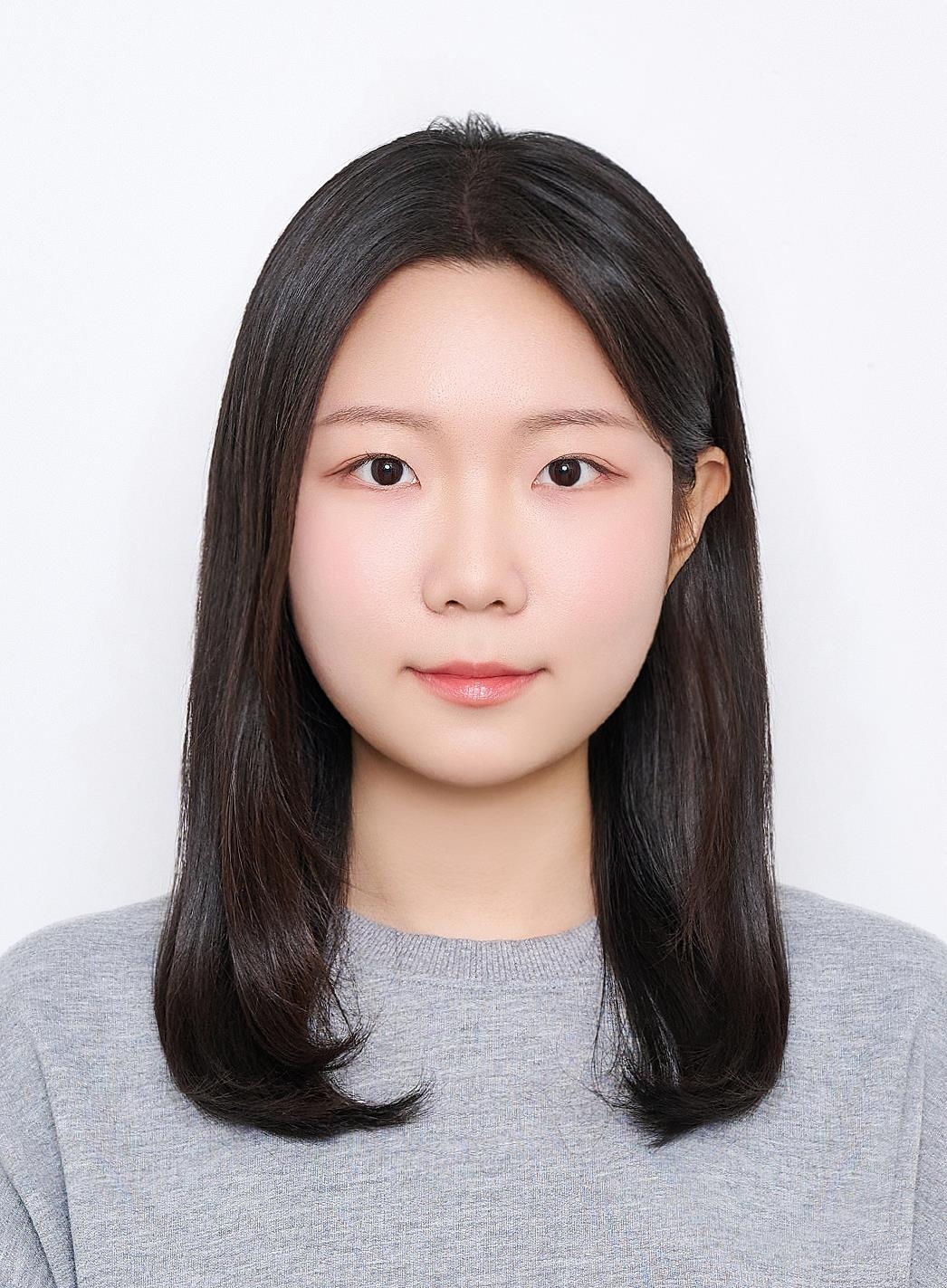 제49회 영양사 국가시험에서 전국 수석으로 합격한 영남대 식품영양학과 윤희원씨.[영남대 제공]