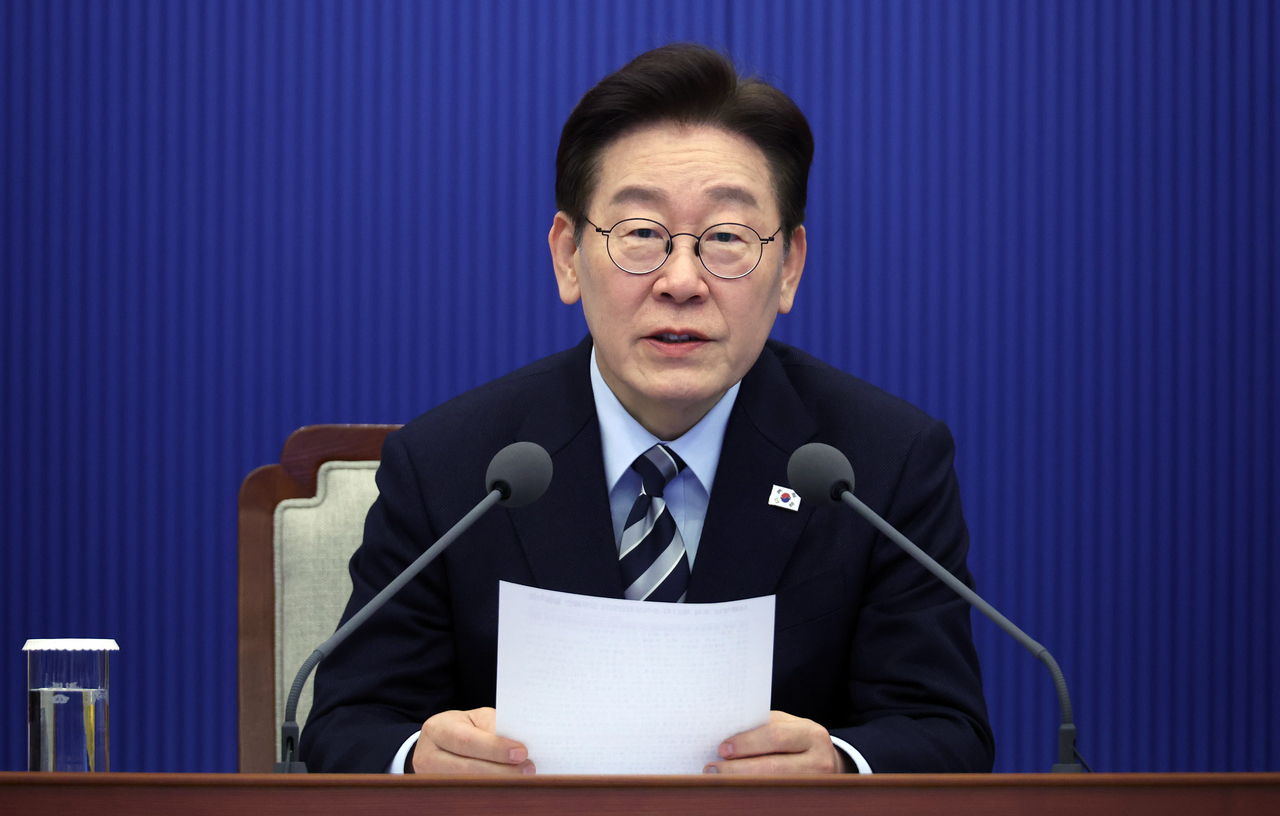 President Lee Jae Myung speaks during a meeting with his senior secretaries at the presidential office Cheong Wa Dae in Seoul on Friday. (Yonhap)