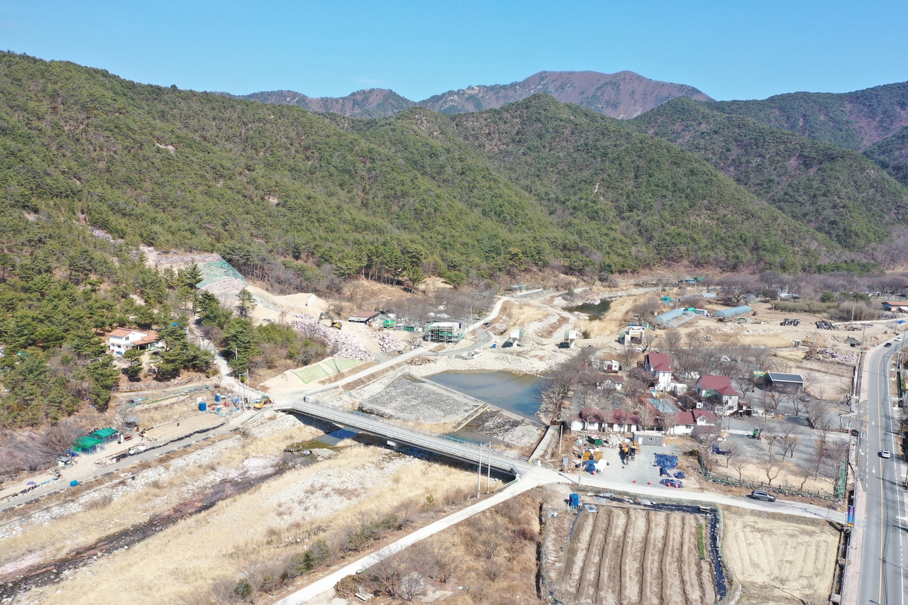 운문면 신원지구 준공 모습.[청도군 제공]