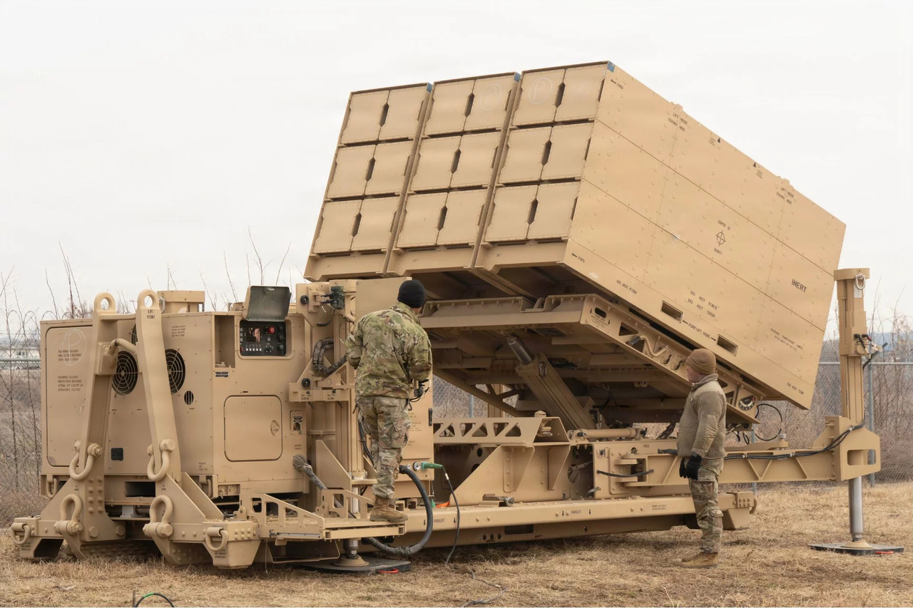 Soldiers from the 35th Air Defense Artillery Brigade prepare for an Indirect Fire Protection Capability mobilization exercise at Camp Humphreys in Pyeongtaek, Gyeonggi Province, March 8. (US Department of Defense)