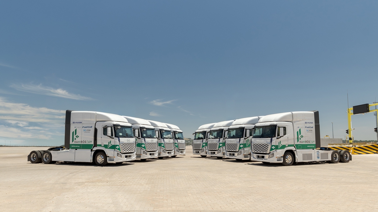 Xcient Fuel Cell trucks are supplied in Uruguay for use in a green logistics project. (Hyundai Motor Company)