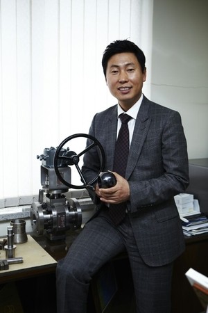 [인터뷰] 문철근 플로원 대표 “AI 데이터센터 냉각 인프라 글로벌시장 확장”
