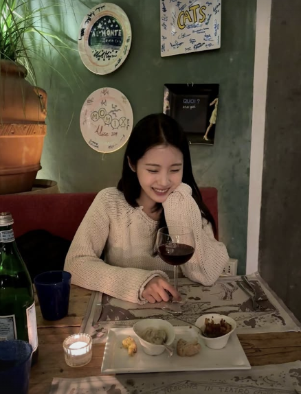 [윤영경 SNS]