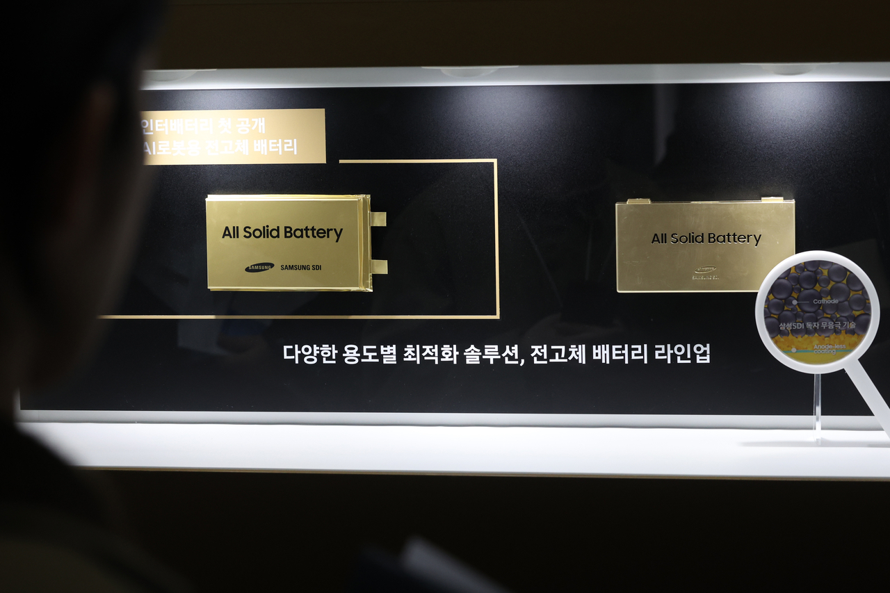 Samsung SDI’s all-solid-state prismatic battery cell is showcased at InterBattery 2026 held at COEX, Gangnam, Seoul, on March 11. (Yonhap)