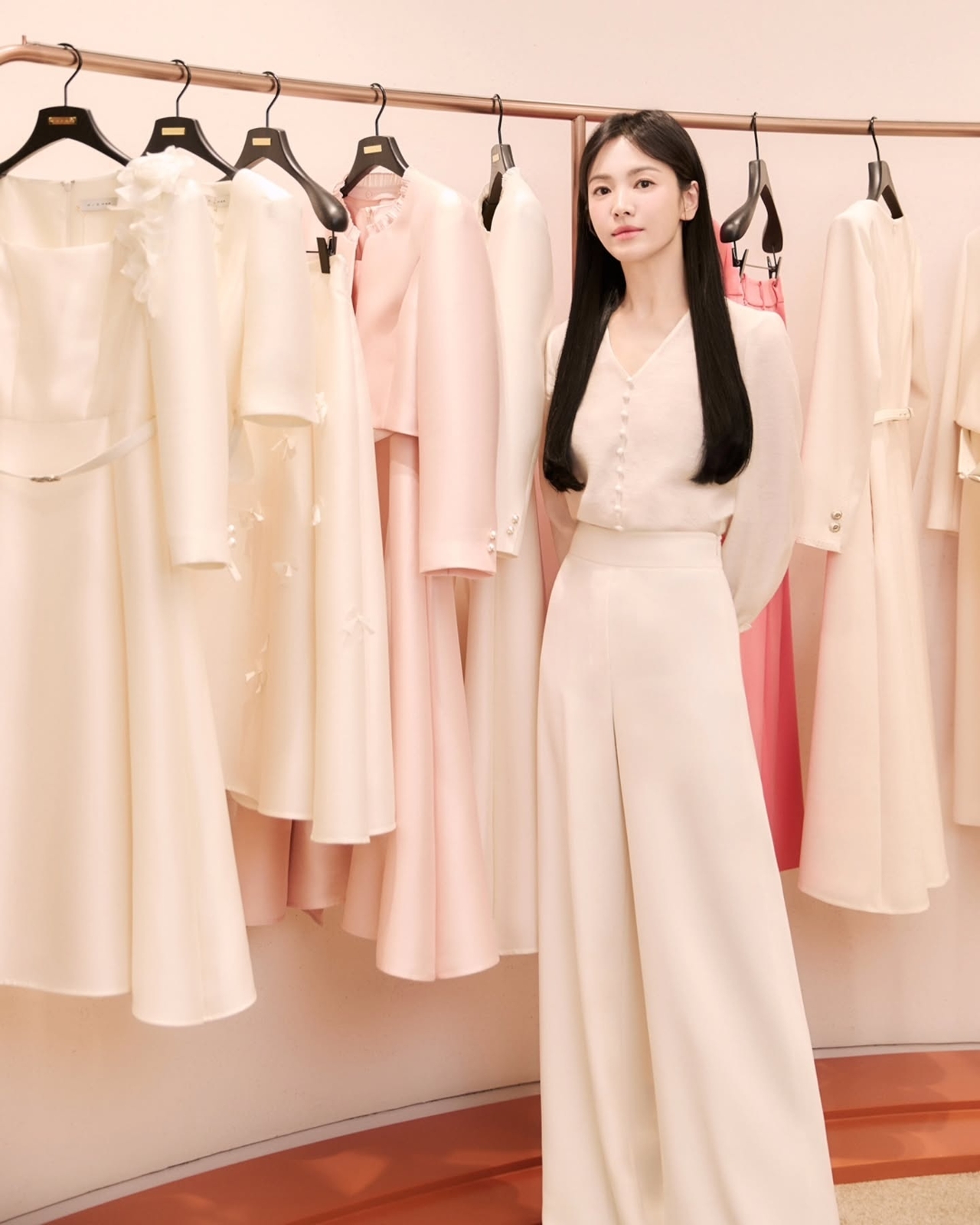 사진=송혜교 채널