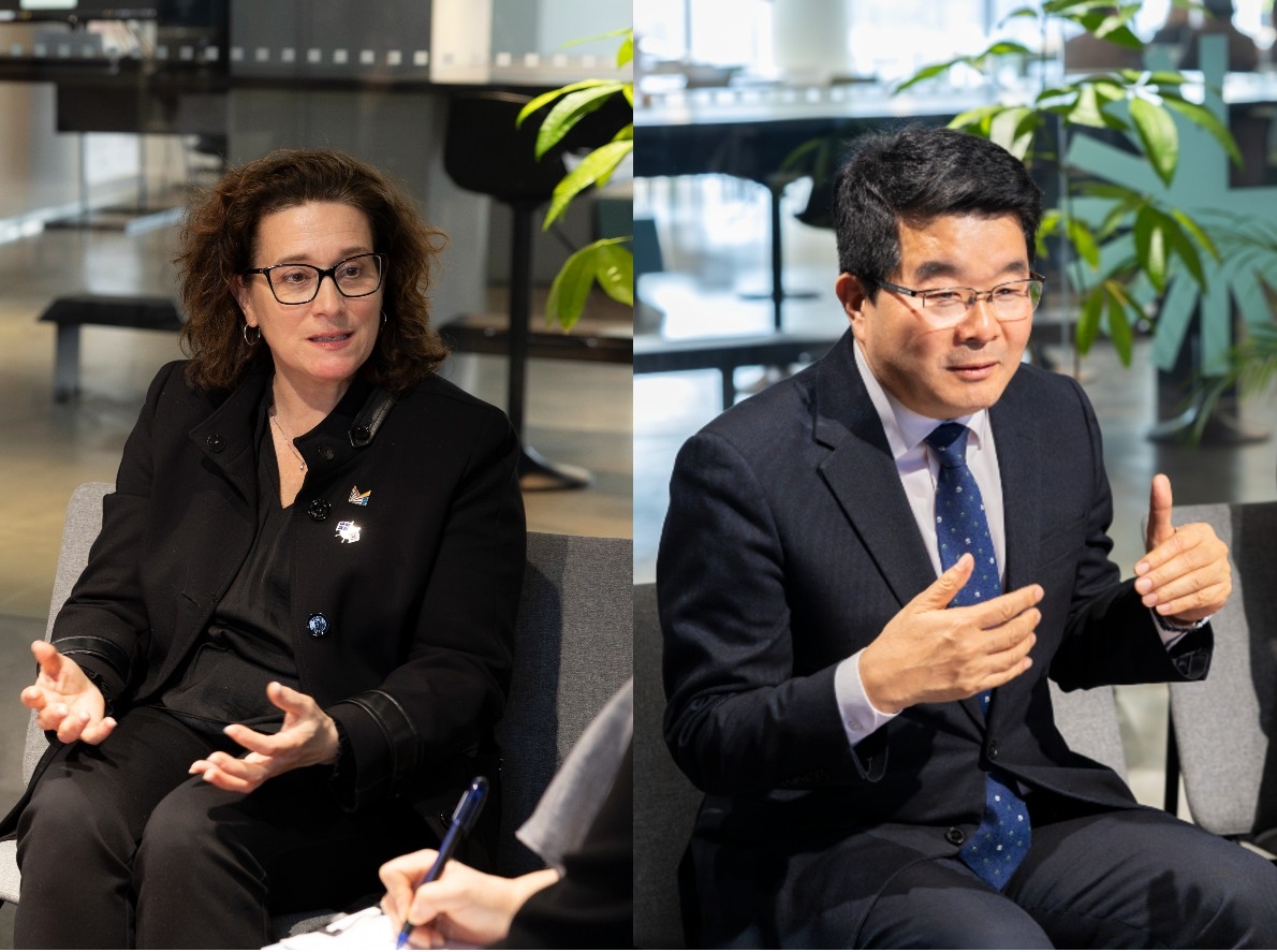 Nathalie Maille, executive director of Conseil des arts de Montreal (left), and Song Hyeong-jong, president of the Seoul Foundation for Arts and Culture (SFAC)