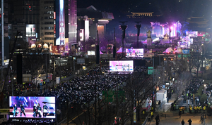“BTS 콘서트 휘발유 투척하겠다” 협박 글 50대 남성의 최후…구속 송치 [세상&]