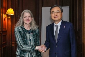 Foreign Minister meets US official on sidelines of G7 talks, discusses Strait of Hormuz concerns