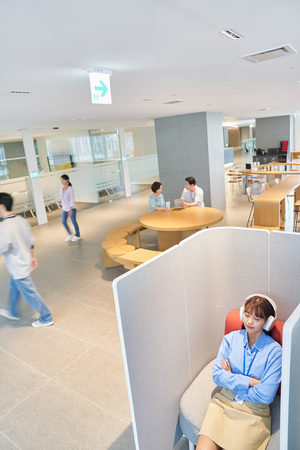 "사무실비 아껴라"...韓진출 글로벌 기업, 공유오피스로 월세살이하는... - 뉴스 썸네일 이미지