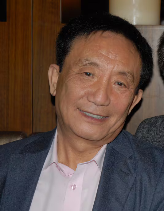 Lee Tae-ro, 89, co-founder of BCD Tofu House (Yongsan High School alumni online community),