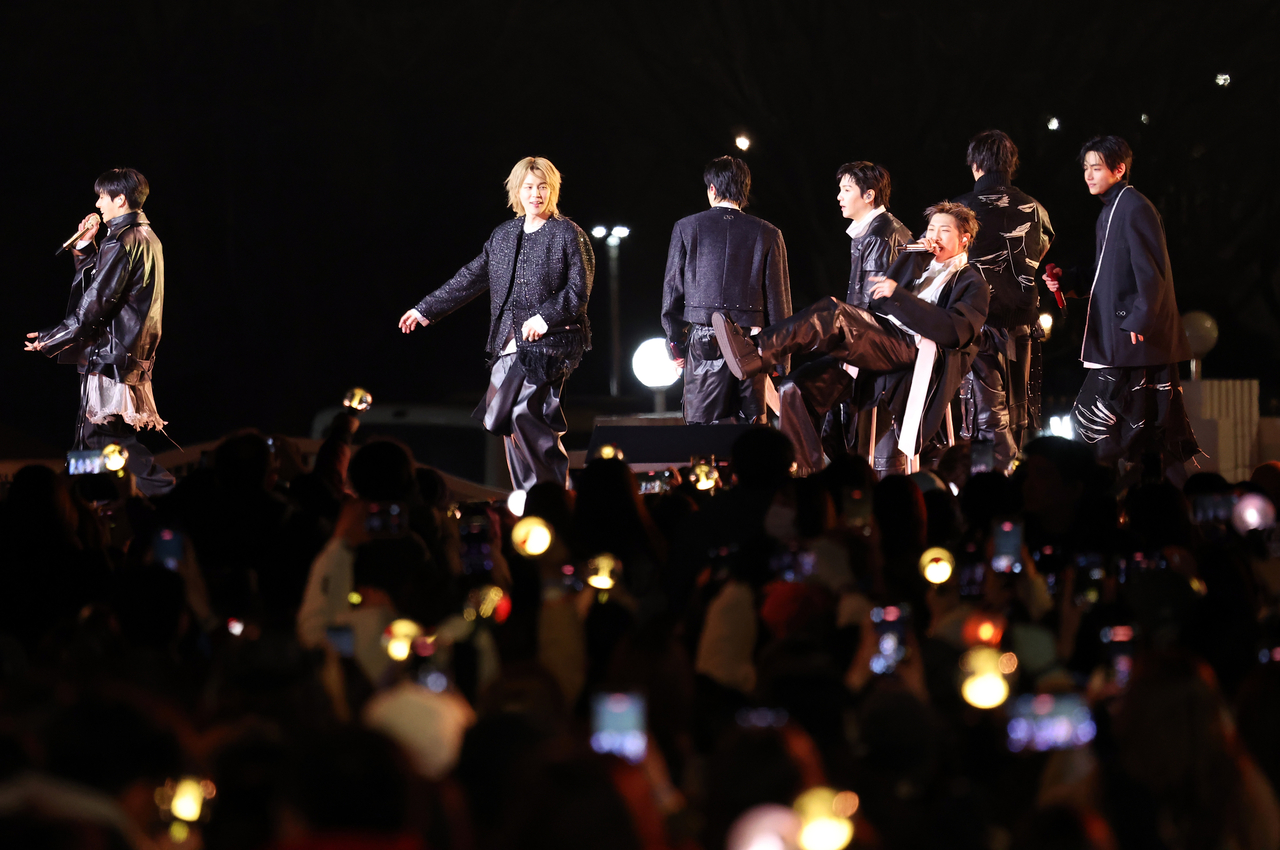 BTS performs during a comeback live show at Gwanghwamun Square in Seoul on March 21. (Yonhap)