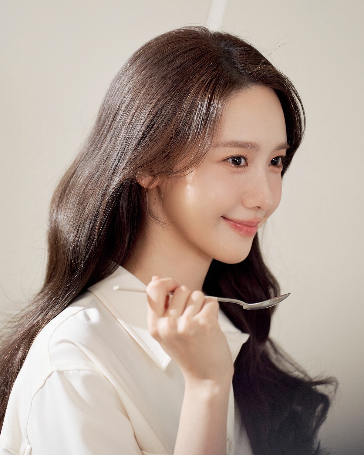 사진=임윤아 공식 채널