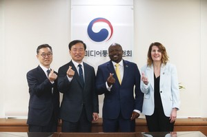 Google meets Korean regulators over app store fee reforms