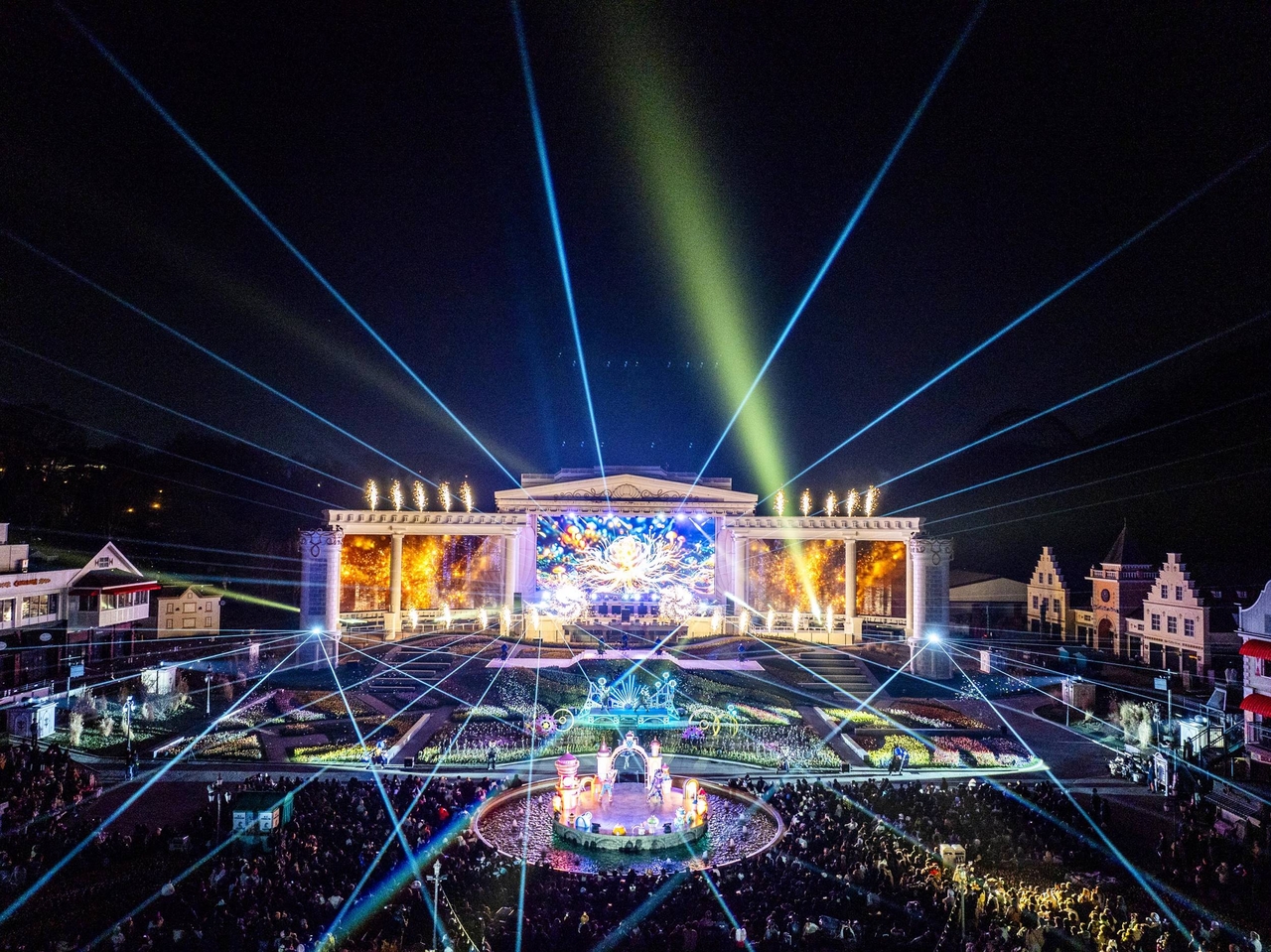 Everland's ambitious bet pairs circus spectacle with drone-and