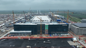 Samsung ups hiring as Texas fab enters equipment phase