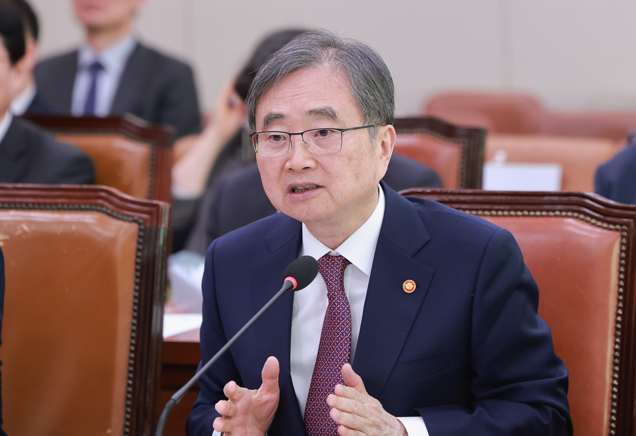 Foreign Minister Cho Hyun (Yonhap)