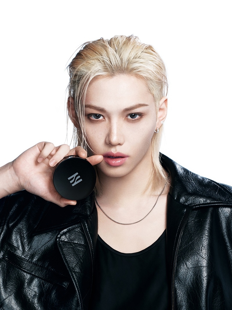 Photo News] Stray Kids' Felix joins Hera's new global campaign