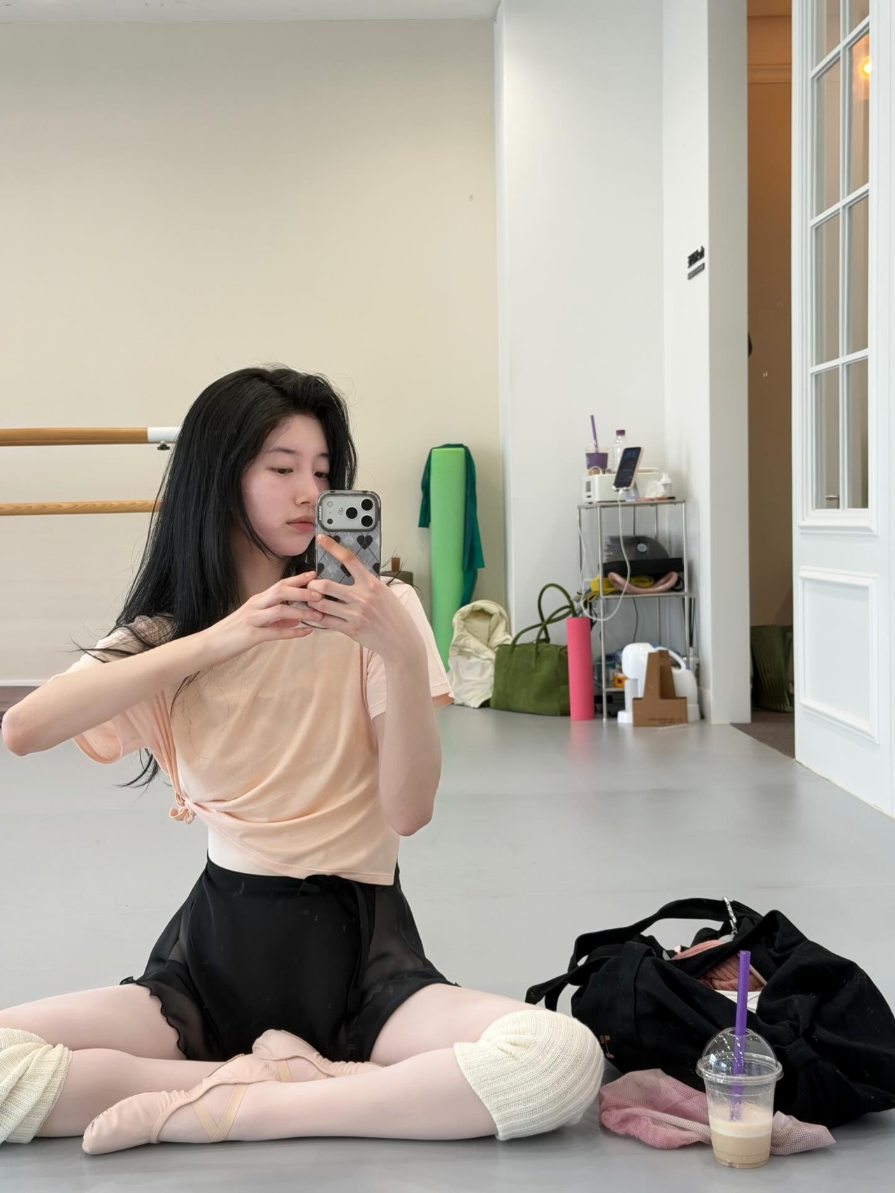 사진=수지 채널
