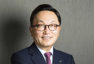 Mirae Asset chief donates full dividend for 16th year