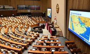 Minister rules out industry shutdown in worst-case scenario of Mideast crisis