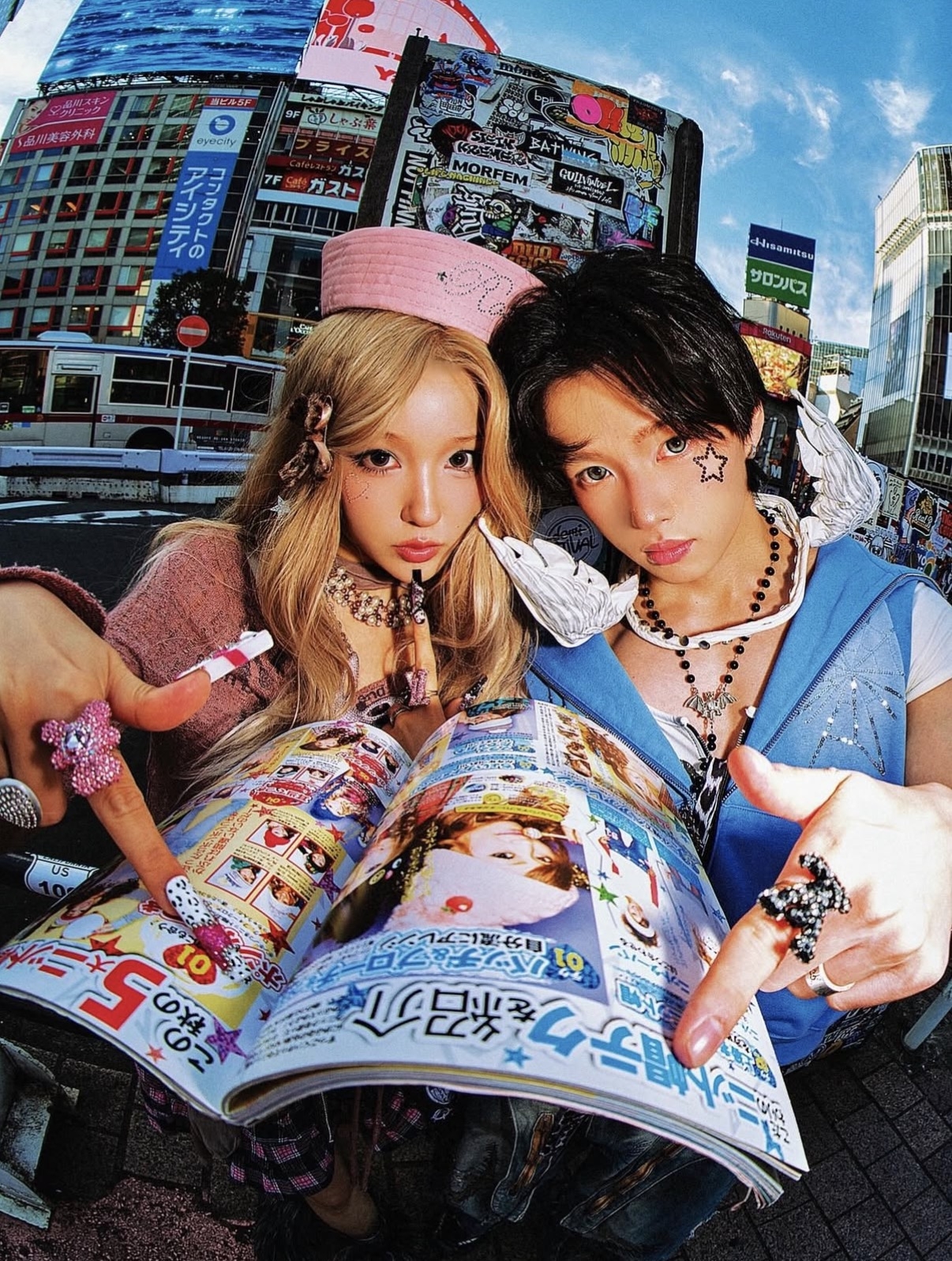 YouTuber couple Tomotomo after a gyaru makeover (Instagram)